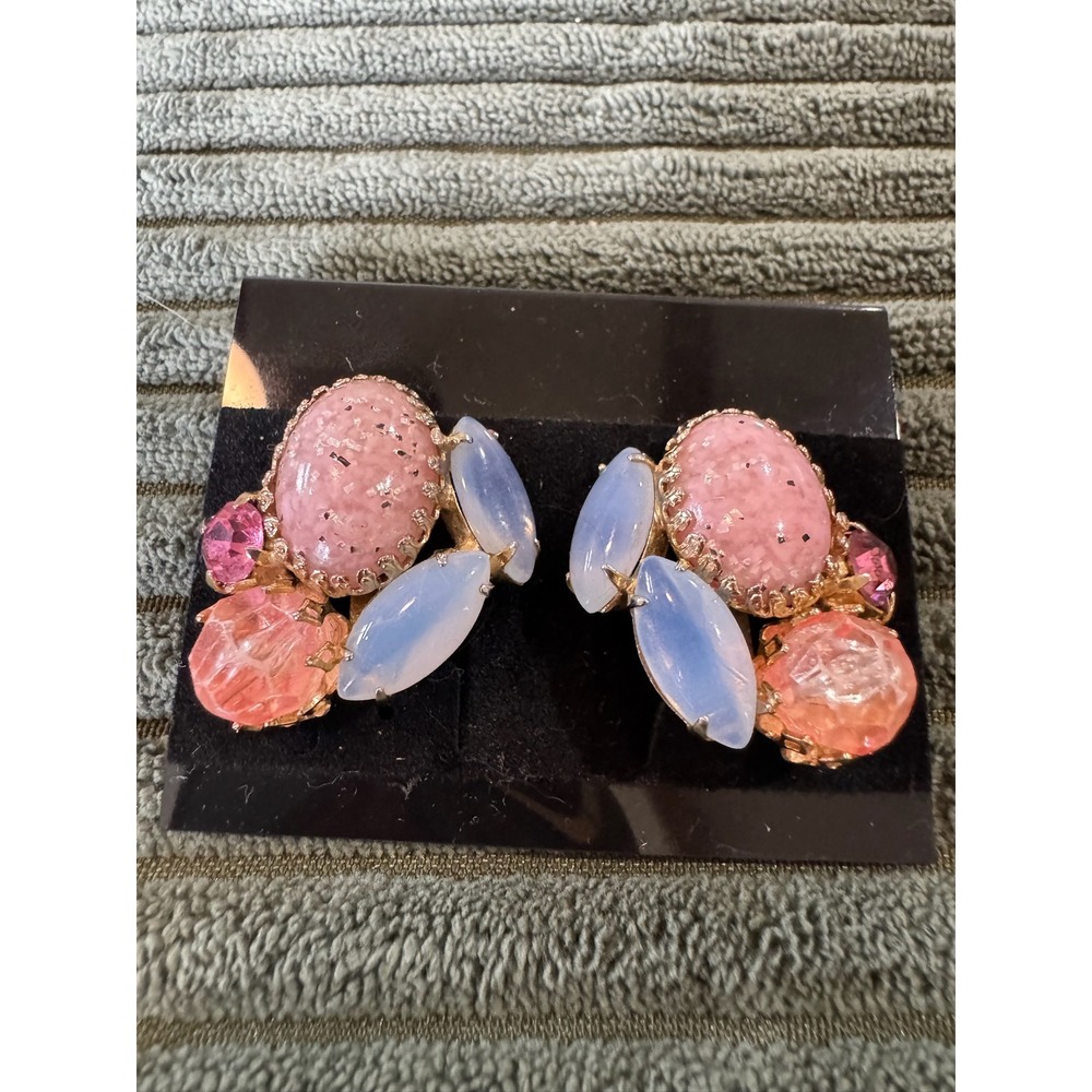 Statement Clip On Earrings Pink Coral Gold Tone Cabochon Retro‎